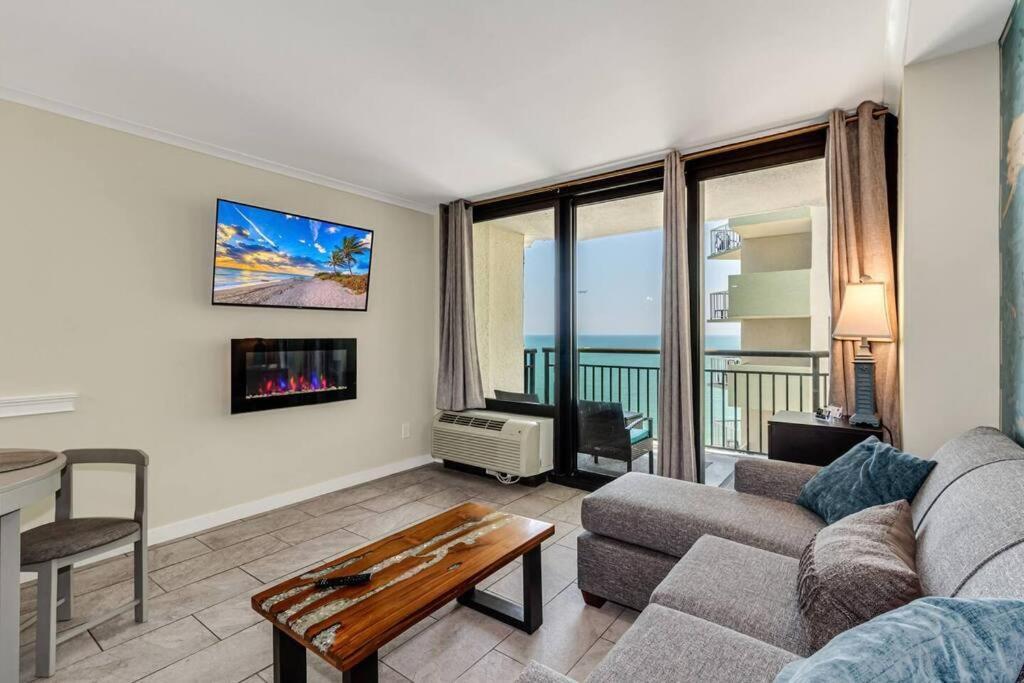 מירטל ביץ' Remodeled Oceanview Suite, Small Dogs Ok 1738 מראה חיצוני תמונה