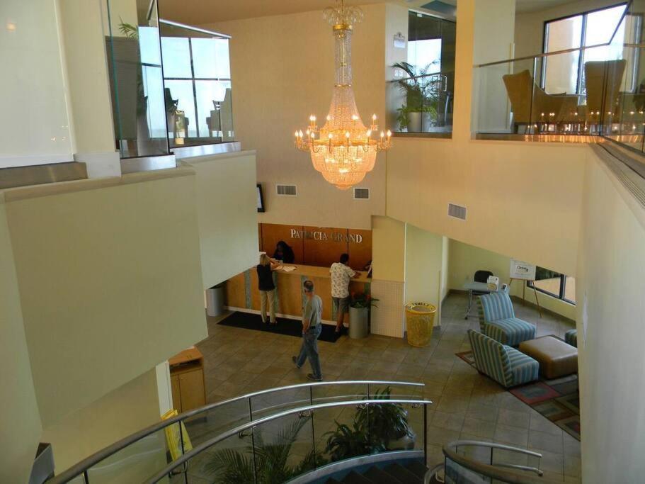 מירטל ביץ' Remodeled Oceanview Suite, Small Dogs Ok 1738 מראה חיצוני תמונה