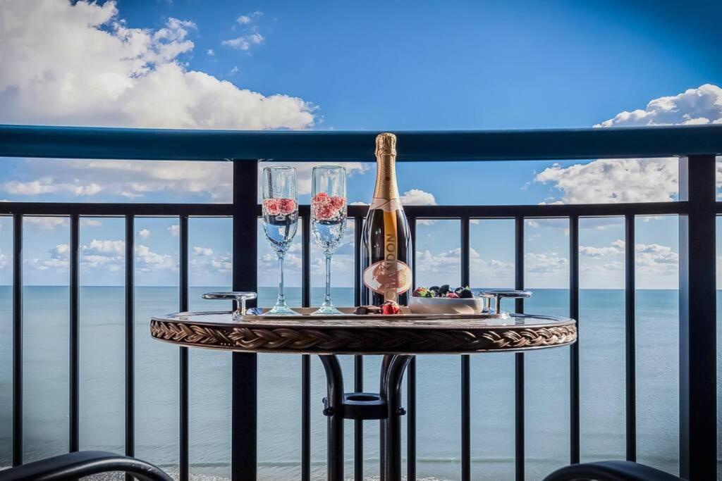 מירטל ביץ' Remodeled Oceanview Suite, Small Dogs Ok 1738 מראה חיצוני תמונה
